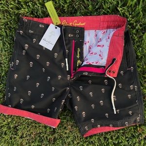 ROBERT GRAHAM SKULL PRINT LUXURY SWIM TRUNKS